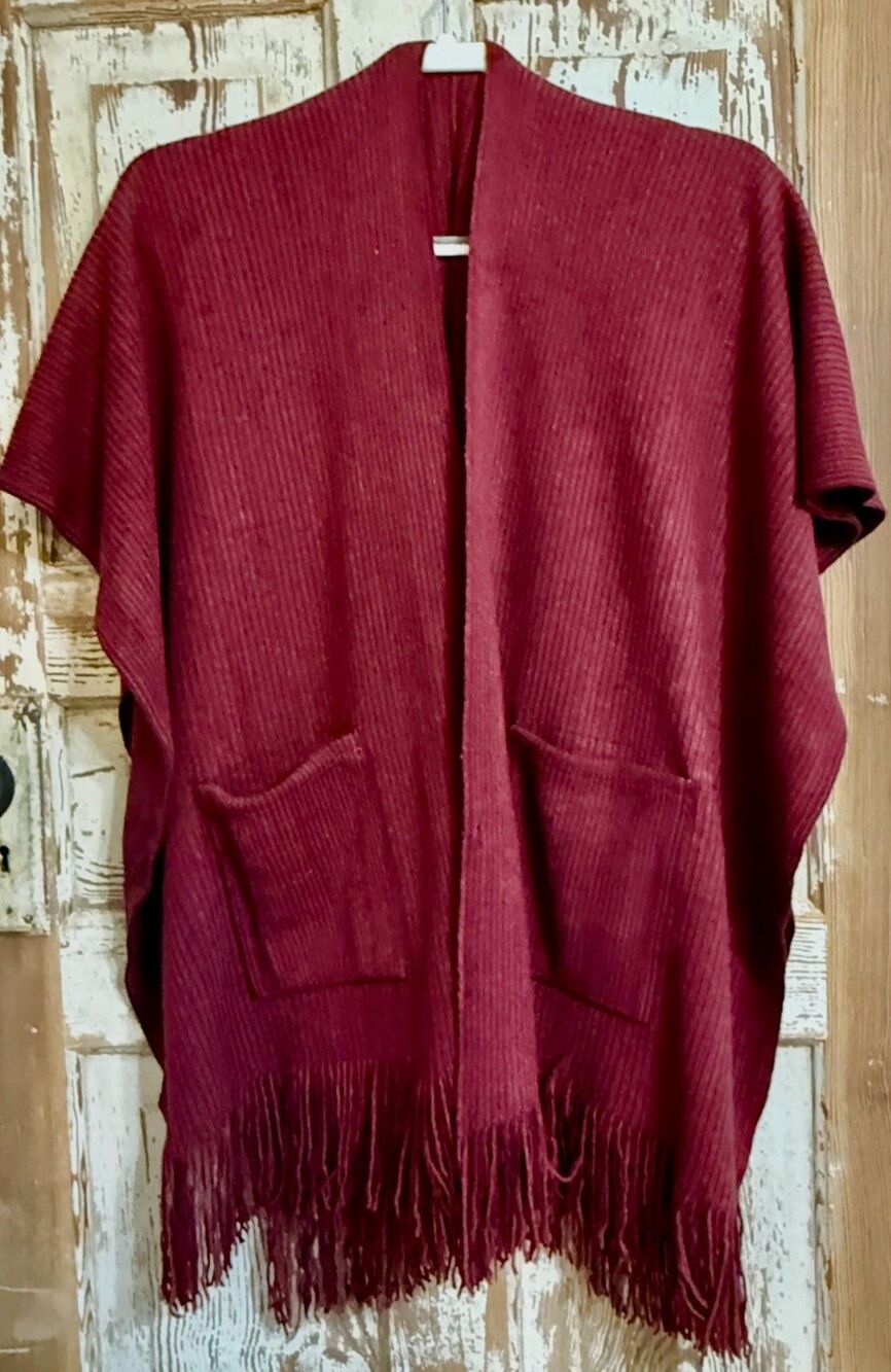 Kollie More Acrylic Knitted Wrap Shawl w/ Tassels & Pockets - Burgundy READ